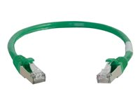 C2G Cat5e Booted Shielded (STP) Network Patch Cable - Koblingskabel - RJ-45 (hann) til RJ-45 (hann) - 7 m - STP - CAT 5e - formstøpt - grønn 83835